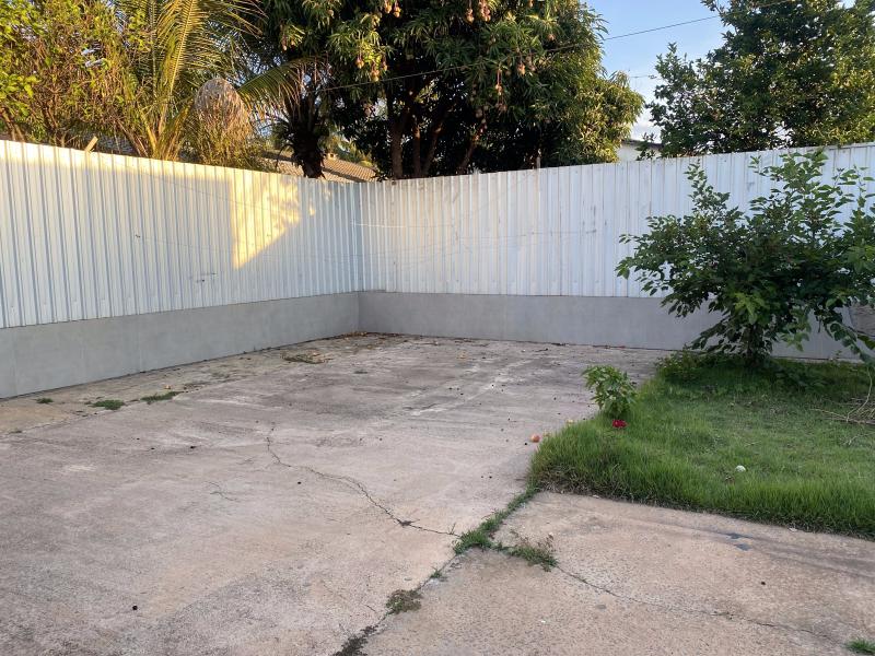 Imagem 3 da galeria do anúncio: Alugo quarto para mulher em ambiente tranquilo e familiar