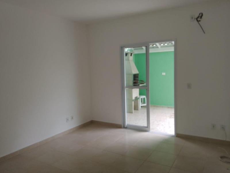 Imagem 19 da galeria do anúncio: PROCURO PESSOA PARA DIVIDIR VILLAGIO EM SÃO LOURENÇO BERTIOG