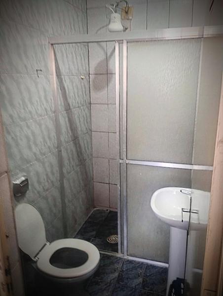 Imagem 10 da galeria do anúncio: LEIA: Aluguel de quartos e suítes individuais