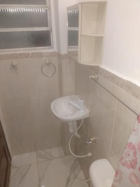 Imagem 5 da galeria do anúncio: Suite pequena e grande