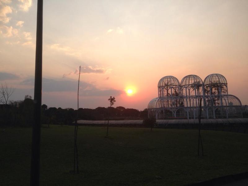 Imagem 1 da galeria do anúncio: JARDIM BOTÂNICO / CRISTO REI / CURITIBA