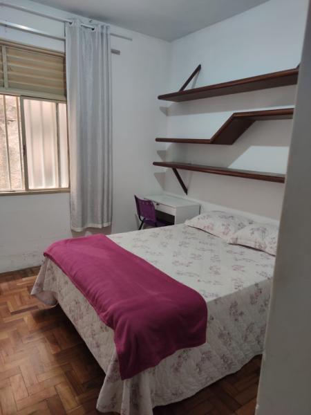 Imagem 3 da galeria do anúncio: QUARTO FEMININO COM ÁREA PRIVATIVA -PRAÇA DA LIBERDADE