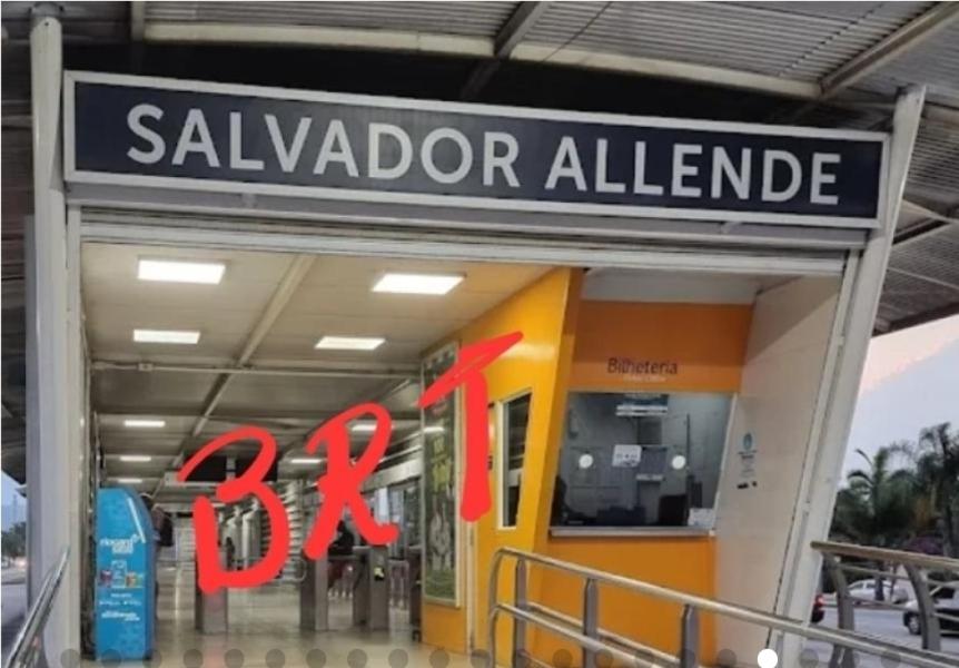 Imagem 17 da galeria do anúncio: QUARTO/MULHER/BARRA BALI/TRABALHE FORA/SEM CAUÇÃO