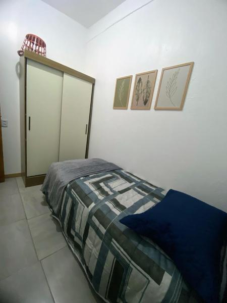 Imagem 3 da galeria do anúncio: Quarto no centro histórico de Porto Alegre