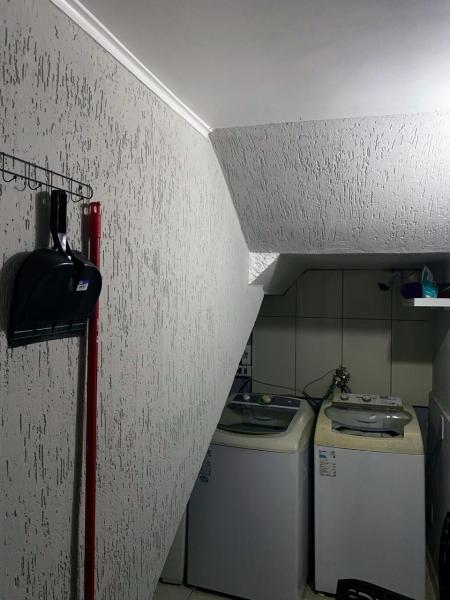 Imagem 6 da galeria do anúncio: Quarto no centro histórico de Porto Alegre