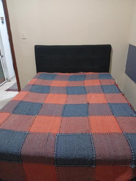 Imagem 3 da galeria do anúncio: Quarto individual mobiliado para rapaz sem preconceito.