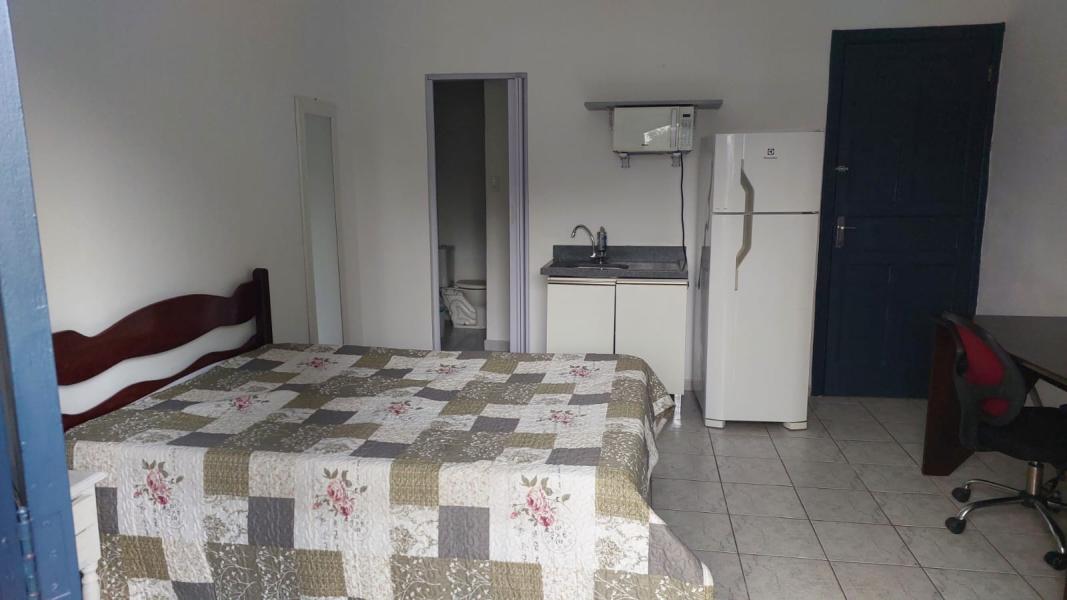 Imagem 4 da galeria do anúncio: Suíte individual com sacada na Chácara Santo Antônio