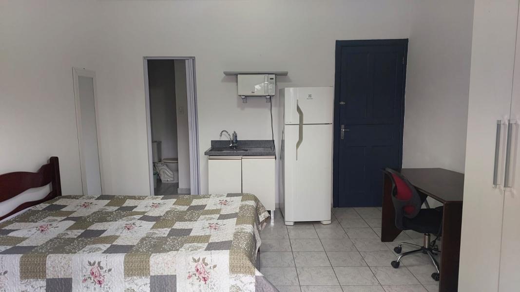 Imagem 5 da galeria do anúncio: Suíte individual com sacada na Chácara Santo Antônio