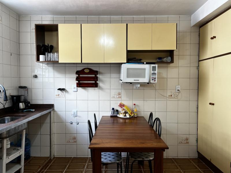 Imagem 13 da galeria do anúncio: [CAMPO BELO] Quarto espaçoso com cama de casal