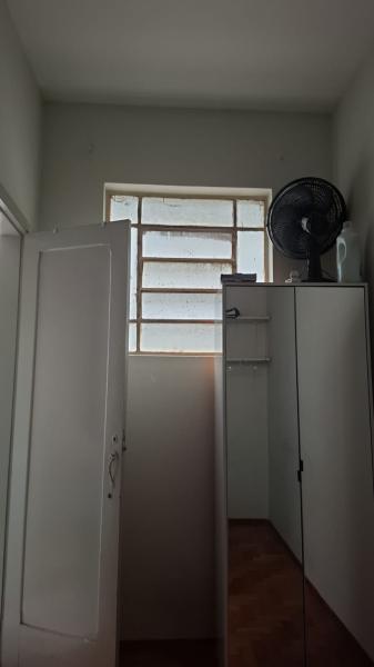 Imagem 7 da galeria do anúncio: Quarto DCE mobiliado na Savassi