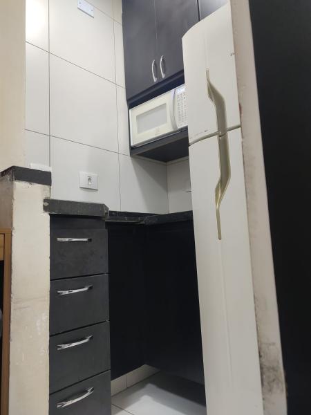 Imagem 4 da galeria do anúncio: Quarto mobiliadas  com WC