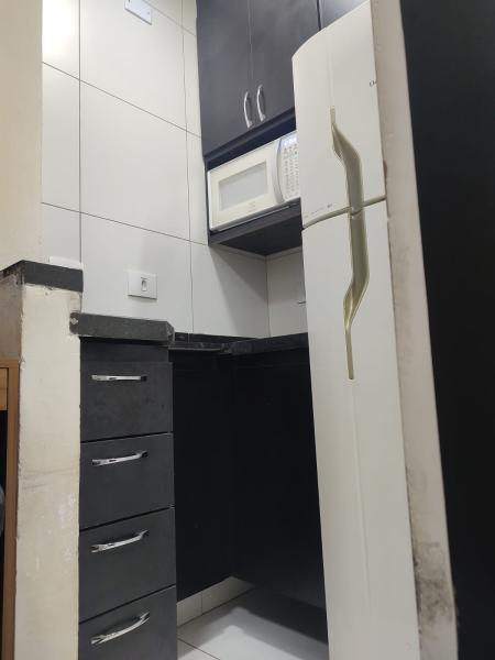 Imagem 5 da galeria do anúncio: Quarto mobiliadas  com WC