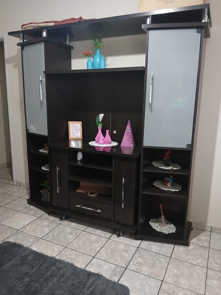 Imagem 1 da galeria do anúncio: república para moças, com garagem