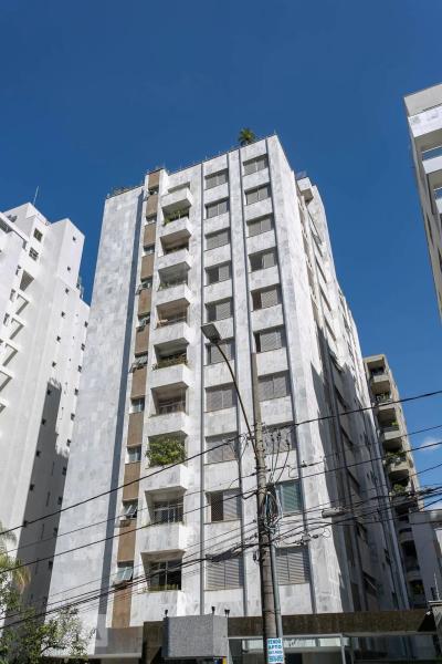 Imagem 18 da galeria do anúncio: Aluguel de Quarto Amplo em Lourdes, Belo Horizonte