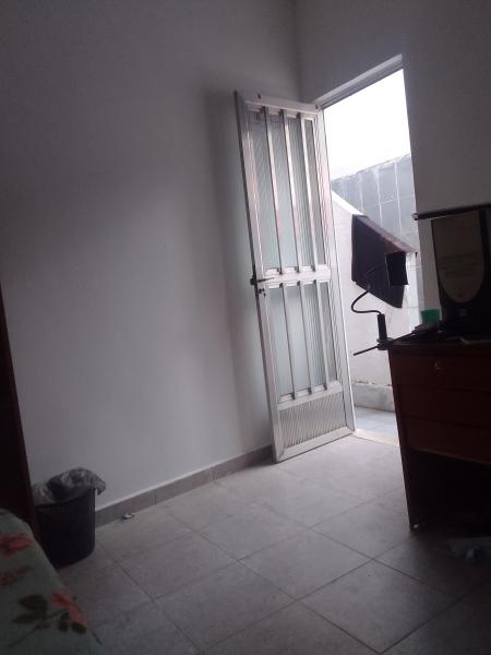 Imagem 3 da galeria do anúncio: aluguel de quarto em Laranjeiras