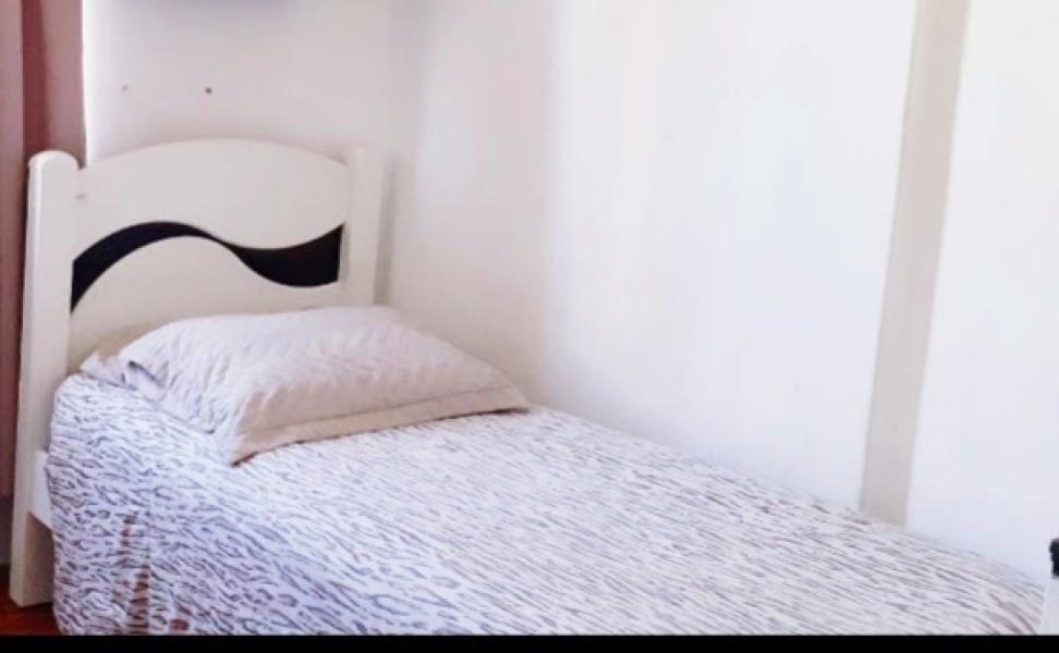 Imagem 7 da galeria do anúncio: Vaga compartilhada grande aconchegante de frente!