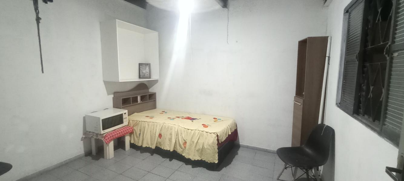 Imagem 3 da galeria do anúncio: QUARTO INDIVIDUAL ESPACOSO CENTRO