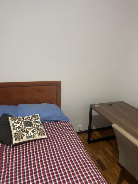 Imagem 5 da galeria do anúncio: Quarto mobiliado Ótima localização