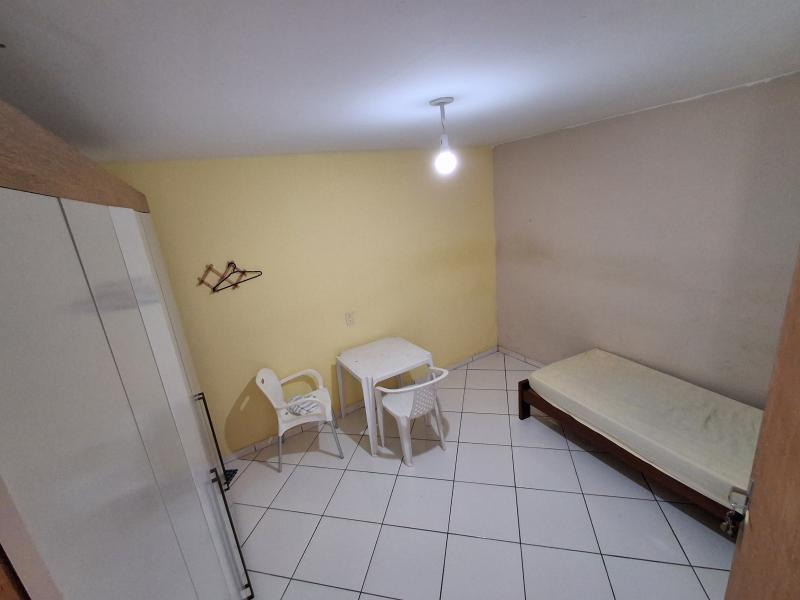 Imagem 4 da galeria do anúncio: Quarto INDIVIDUAL FEMININO mobiliado