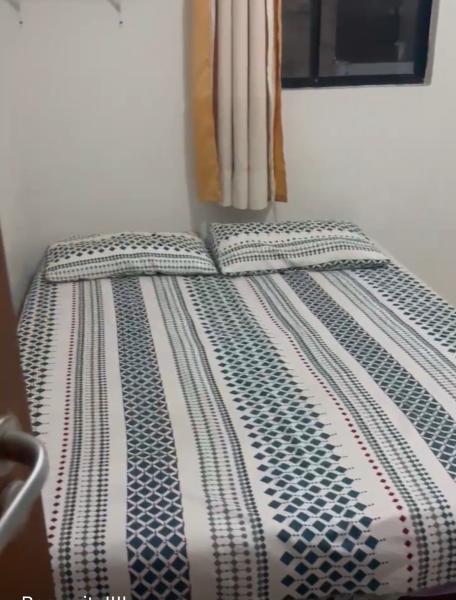 Imagem 4 da galeria do anúncio: QUARTO PARA ALUGAR EM AP NA PONTA VERDE