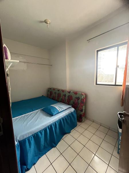 Imagem 1 da galeria do anúncio: QUARTO PARA ALUGAR EM AP NA PONTA VERDE