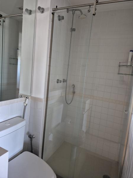 Imagem 3 da galeria do anúncio: Quarto e banheiro individuais mobilizados.