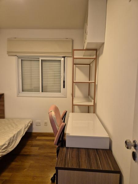 Imagem 5 da galeria do anúncio: Quarto e banheiro individuais mobilizados.