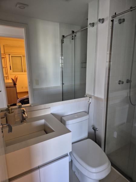 Imagem 4 da galeria do anúncio: Quarto e banheiro individuais mobilizados.