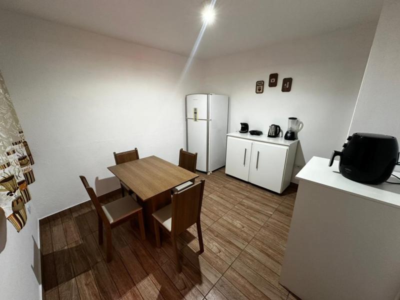 Imagem 6 da galeria do anúncio: Edicula para 4 pessoas l LEIA A DESCRIÇÃO