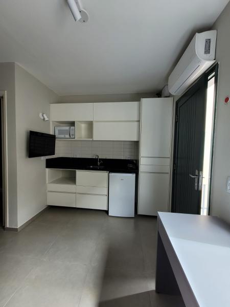 Imagem 13 da galeria do anúncio: Studio lindo e  mobiliado em casa compartilhada