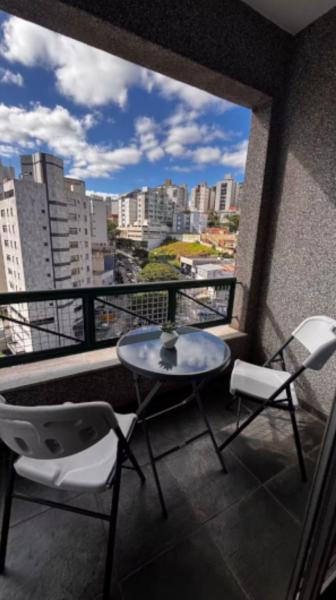 Imagem 14 da galeria do anúncio: Quarto amplo-banheiro privado-Apto arejado