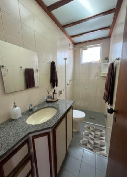 Imagem 10 da galeria do anúncio: Quarto amplo-banheiro privado-Apto arejado