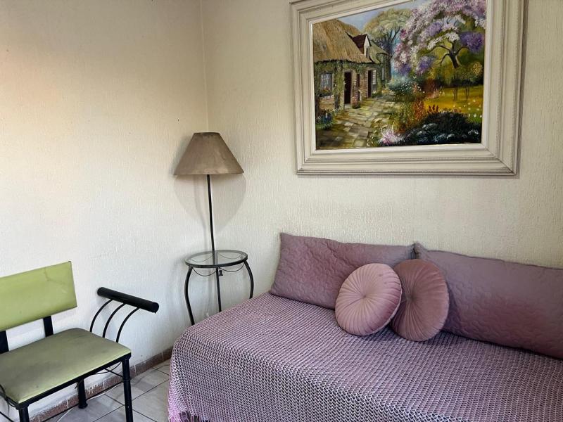 Imagem 5 da galeria do anúncio: Casa Mobiliada 1 pessoa