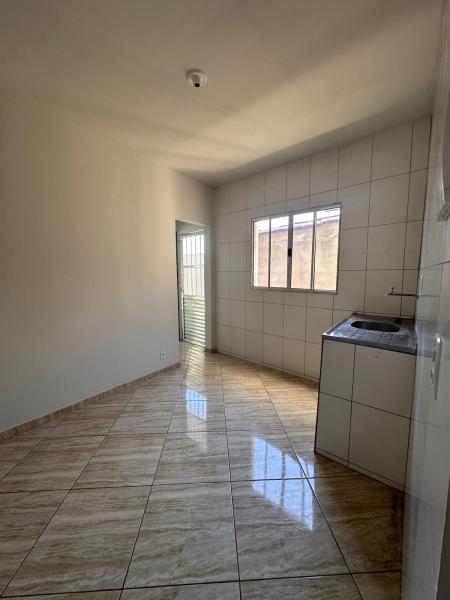 Imagem 3 da galeria do anúncio: Quarto em Apartamento ao lado do Buritis-BH