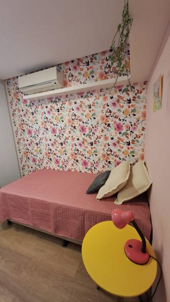 Imagem 5 da galeria do anúncio: 2 Quartos femininos com garagem – Conforto & Estilo