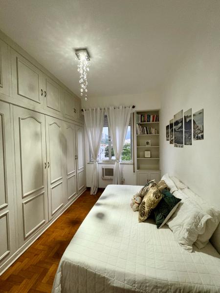 Imagem 5 da galeria do anúncio: Quarto com vista para Cristo e Praia de Botafogo