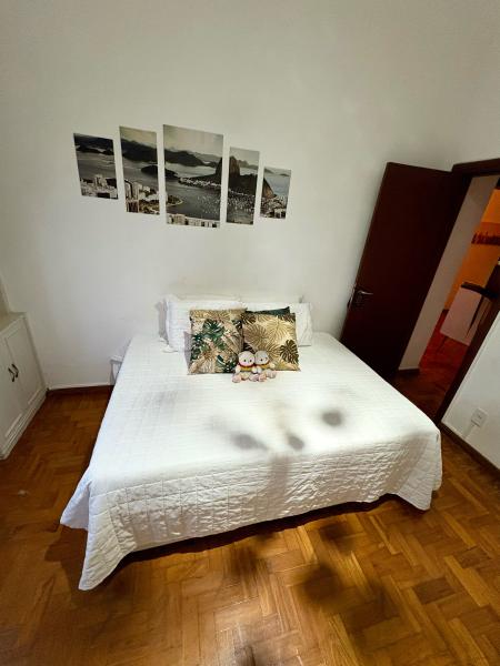 Imagem 2 da galeria do anúncio: Quarto com vista para Cristo e Praia de Botafogo
