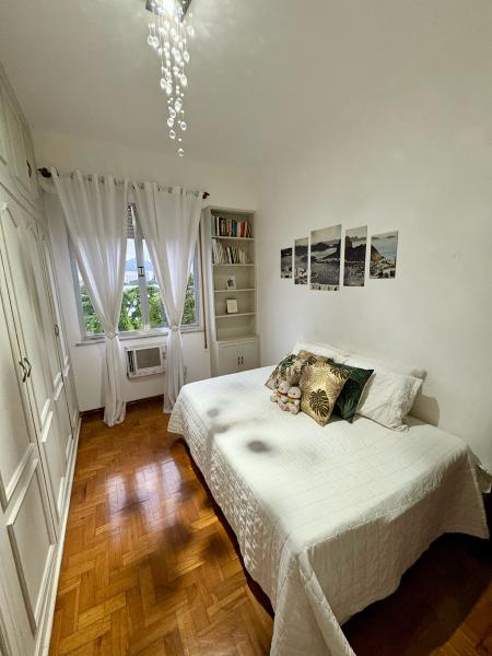 Imagem 4 da galeria do anúncio: Quarto com vista para Cristo e Praia de Botafogo