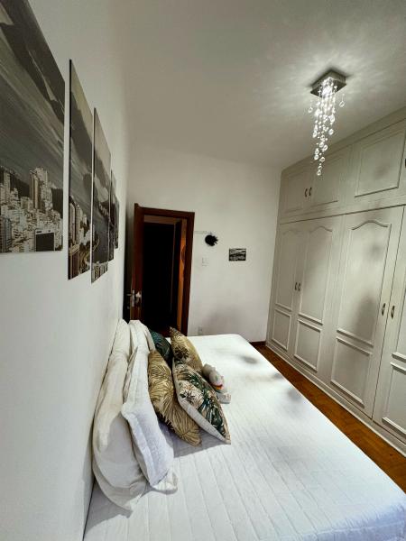 Imagem 3 da galeria do anúncio: Quarto com vista para Cristo e Praia de Botafogo