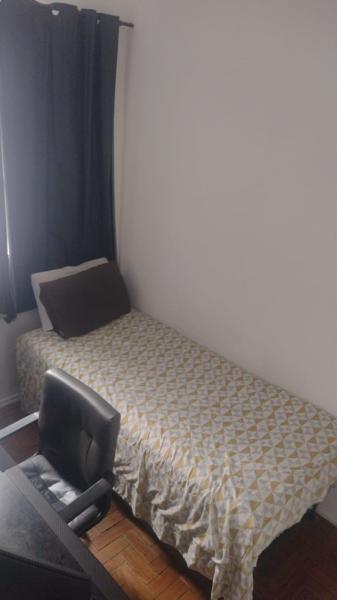 Imagem 1 da galeria do anúncio: Alugo quarto Santa Tereza