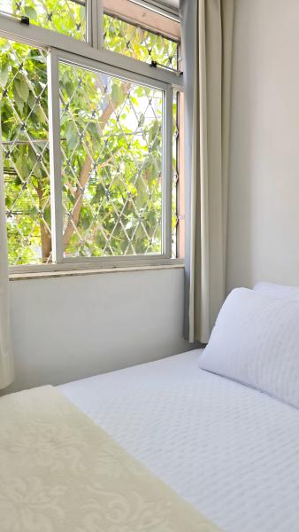 Imagem 3 da galeria do anúncio: Quarto individual para homens - ao lado do Pátio Savassi.