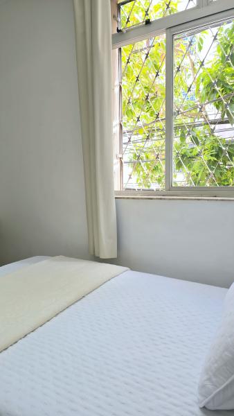 Imagem 2 da galeria do anúncio: Quarto individual para homens - ao lado do Pátio Savassi.