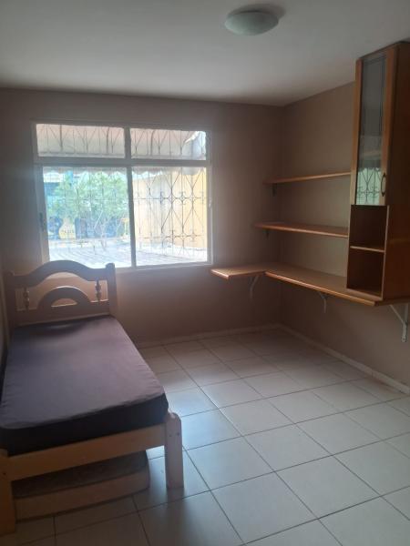 Imagem 2 da galeria do anúncio: Casa 704 Sul