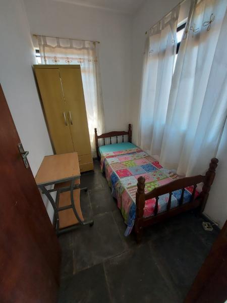 Imagem 1 da galeria do anúncio: Quartos para alugar perto da linha amarela