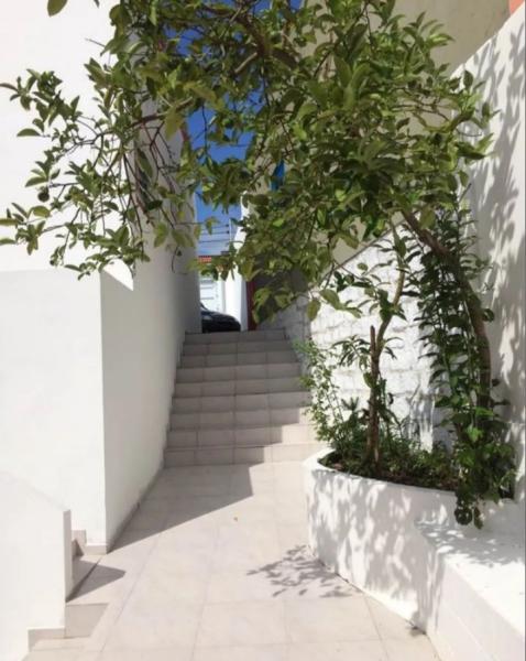 Imagem 1 da galeria do anúncio: Alugo Quartos Individual / Compartilhados e Camping  Centro