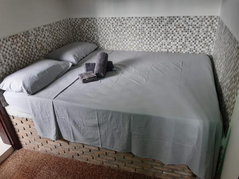 Imagem 12 da galeria do anúncio: KITNET Privativa Prox UFBA Ondina