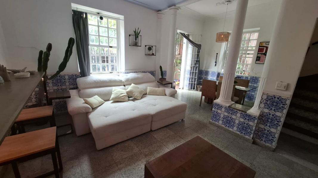 Imagem 3 da galeria do anúncio: Alugo excelente quarto em casa aconchegante e espaçosa!