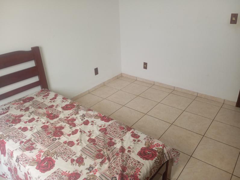 Imagem 4 da galeria do anúncio: Quarto disponível em casa no Jardim Palmeiras