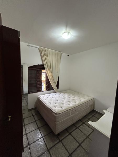 Imagem 4 da galeria do anúncio: Quarto em casa na 707 Sul
