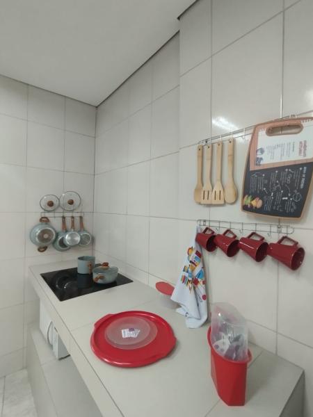 Imagem 8 da galeria do anúncio: Quarto individual mobiliado no Moinhos de vento